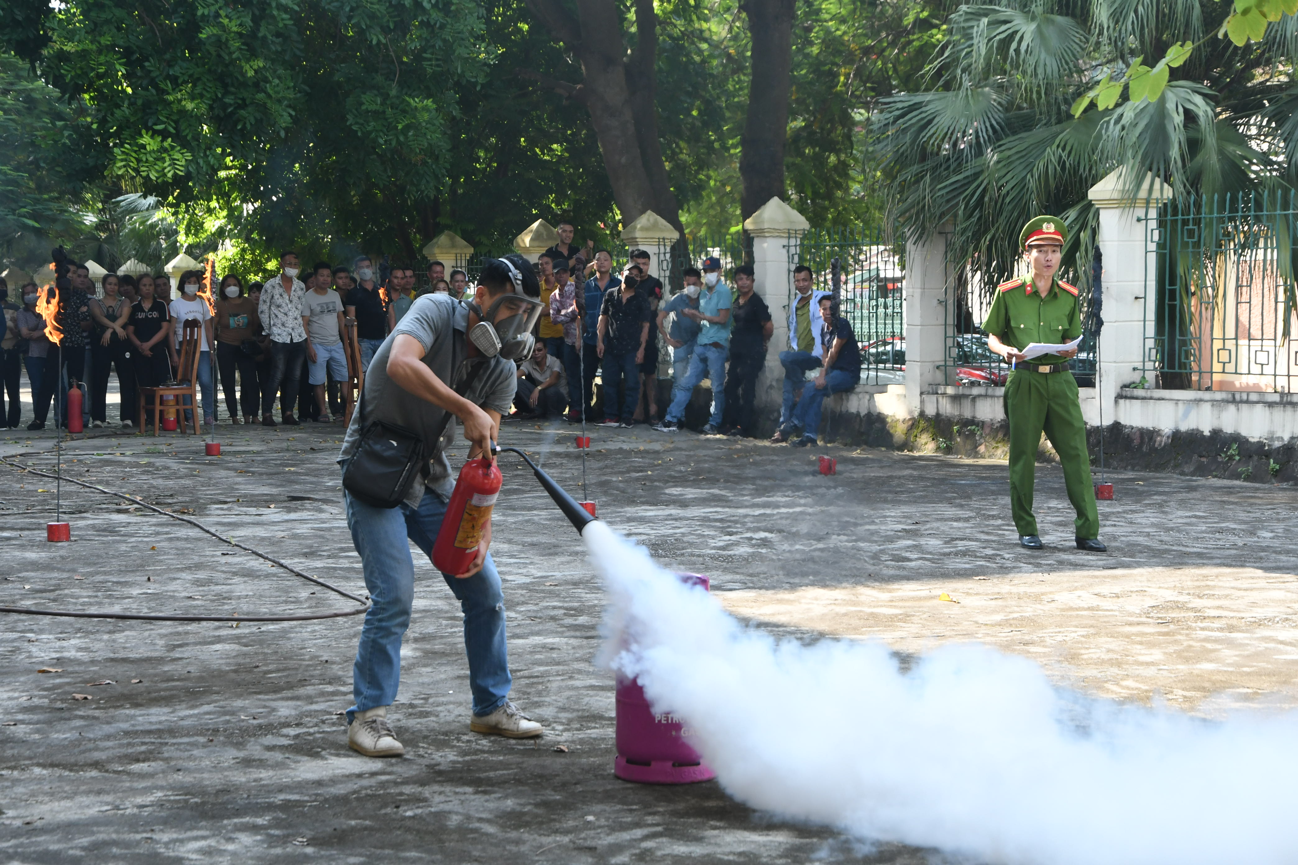 Khối Công an quận: Phát hiện 43 cơ sở vi phạm quy định về phòng cháy chữa cháy